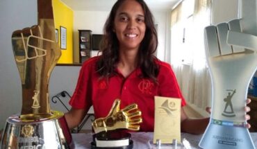 Fla Total entrevista Natalie, goleira do Beach Soccer